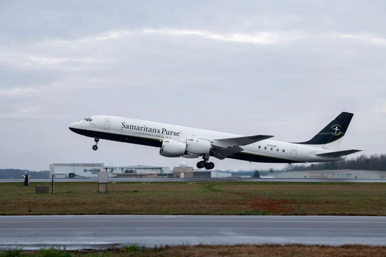 Avião da Bolsa do Samaritano em missão