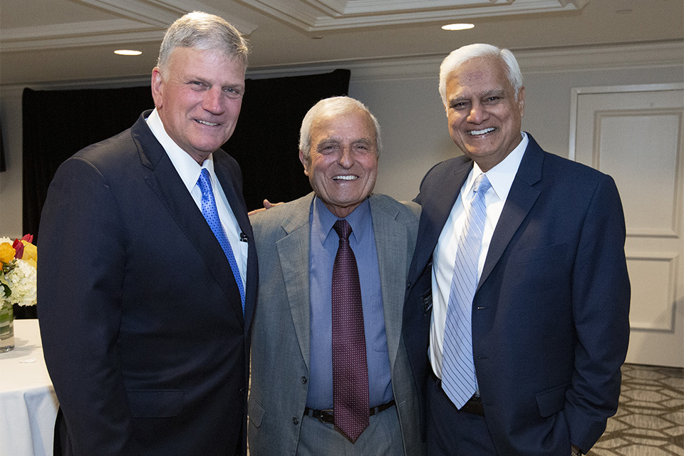 Franklin Graham, Sami Dagher e Ravi Zacharia