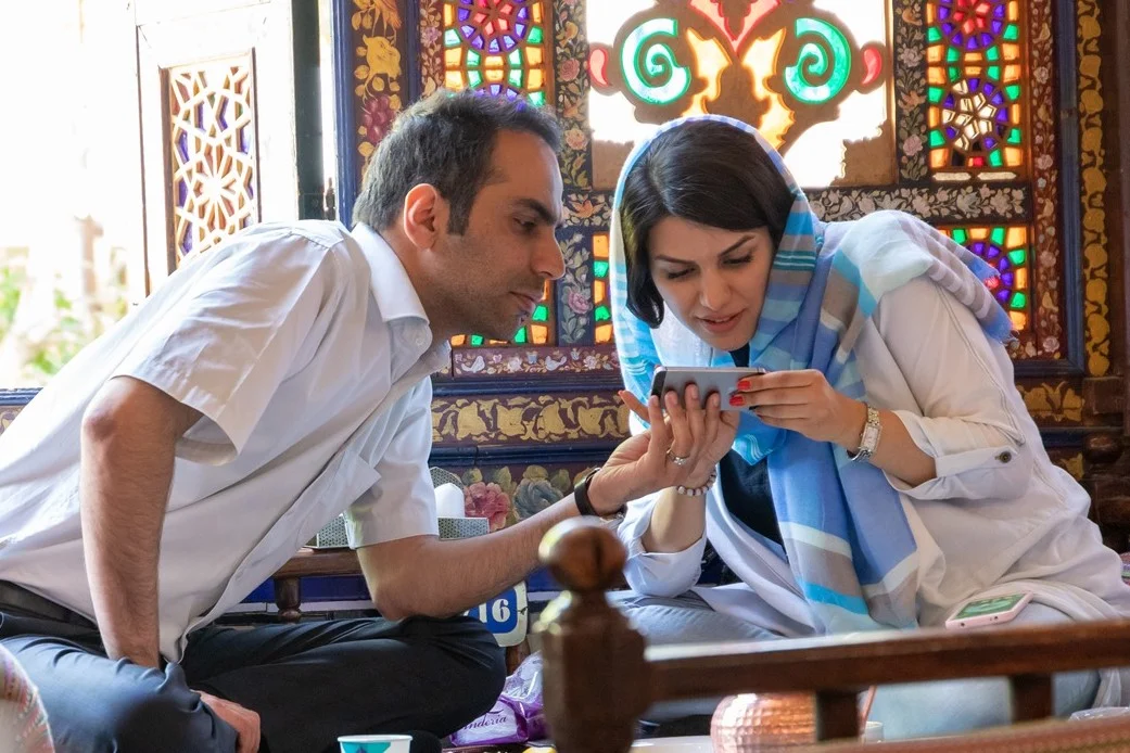 Iranianos a companham programas Cristãos no telemóvel