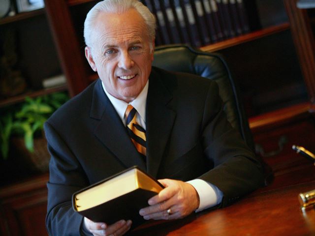 John MacArthur John MacArthur