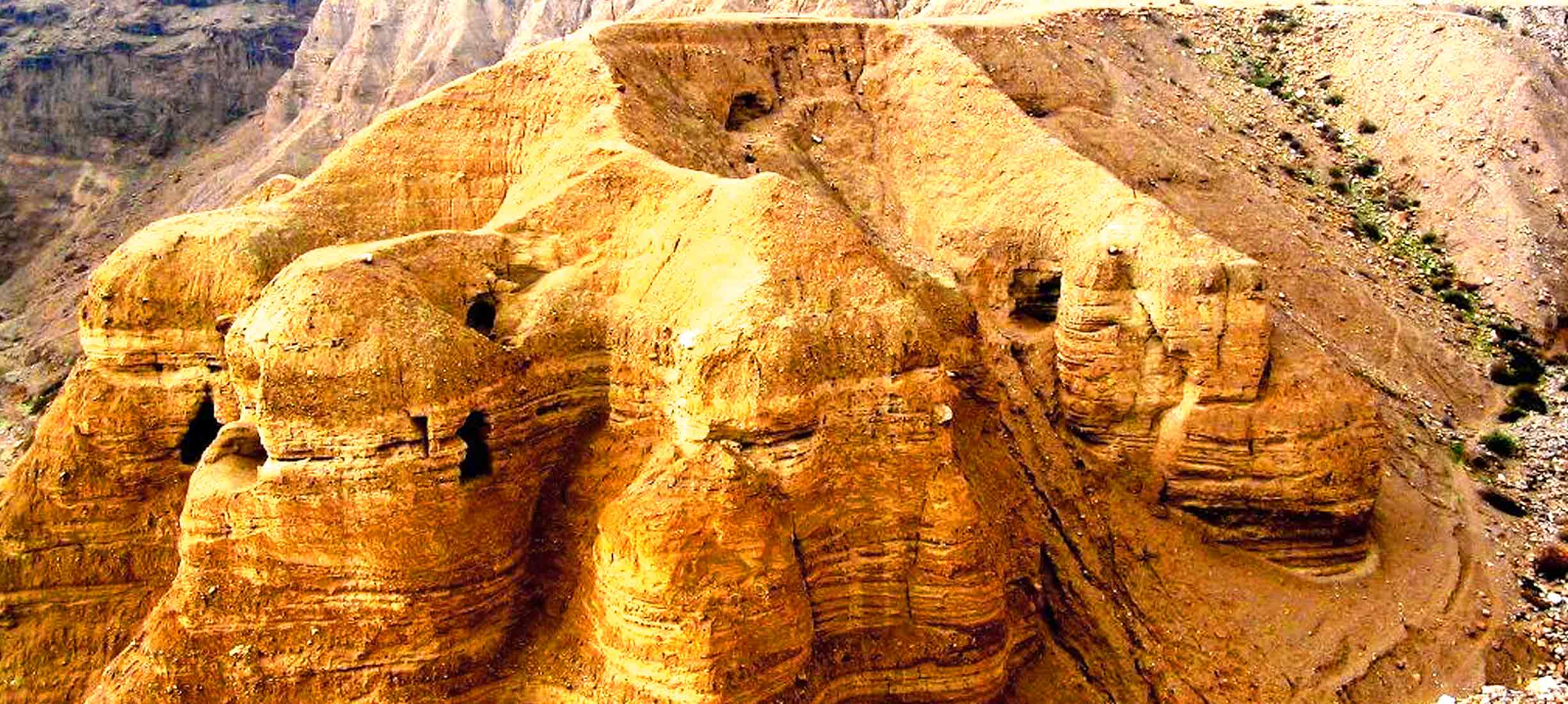Cavernas de Qumaran The Caves of Qumaran
