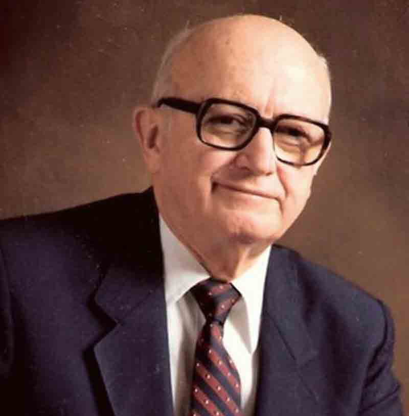 William MacDonald