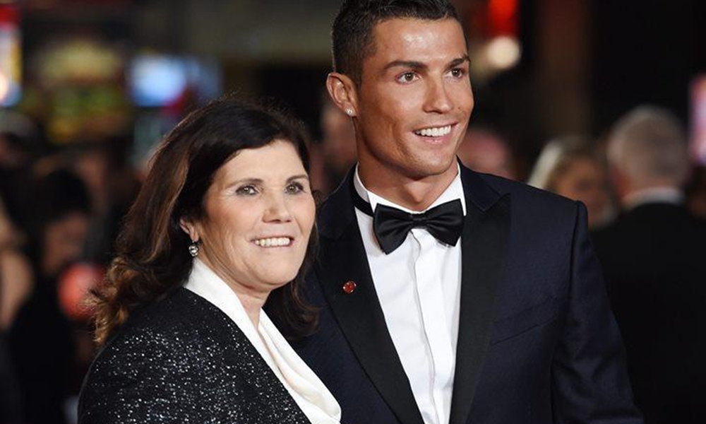 Dolores Aveiro com o filho, Cristiano Ronaldo cristiano e dolores