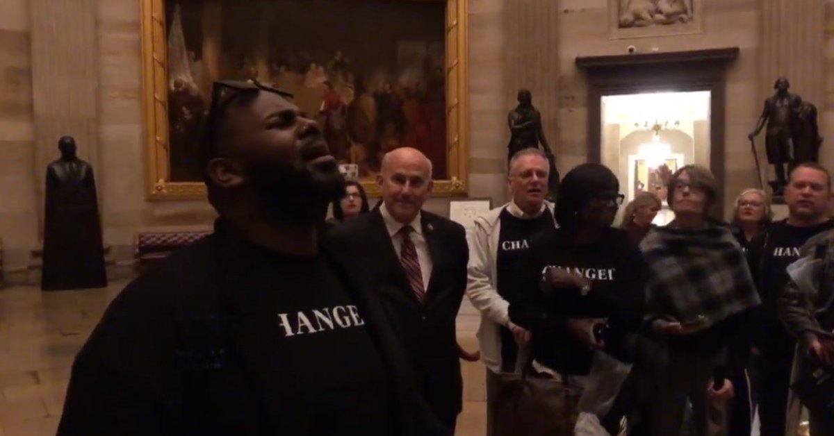 Edward Byrd a cantar no Capitólio (EUA)