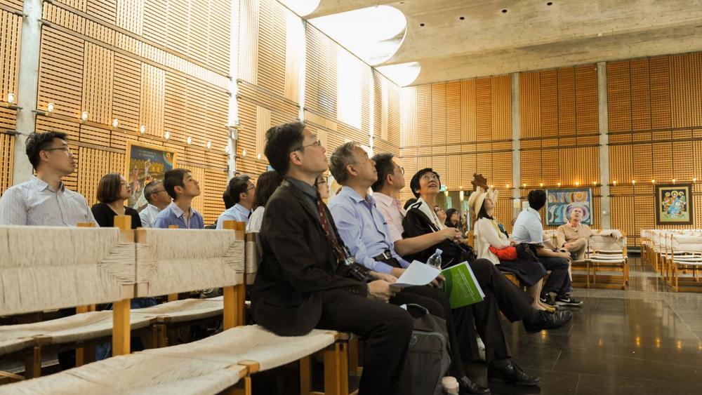 Igreja reunida em Hong Kong (China)