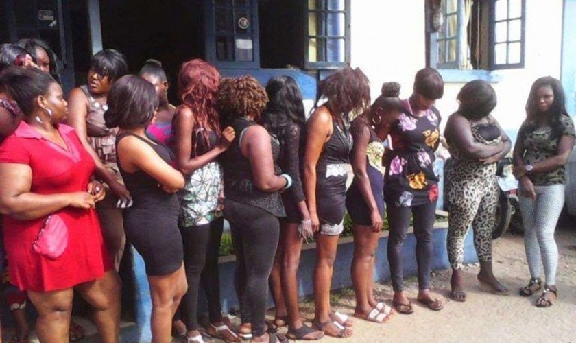 Prostitutas alcançadas pelo Evangelho no Zimbabué