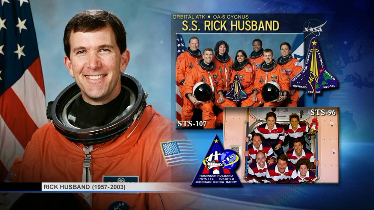 Comandante Rick Husband rick Husband2