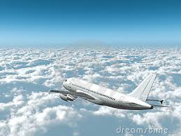 Avião sobre as nuvens