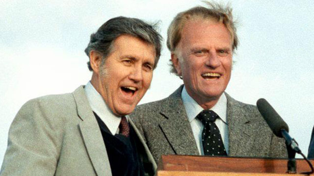 Cliff Barrows e Billy Graham numa cruzada evangelística