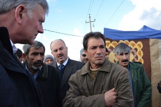Franklin Graham com Sírios