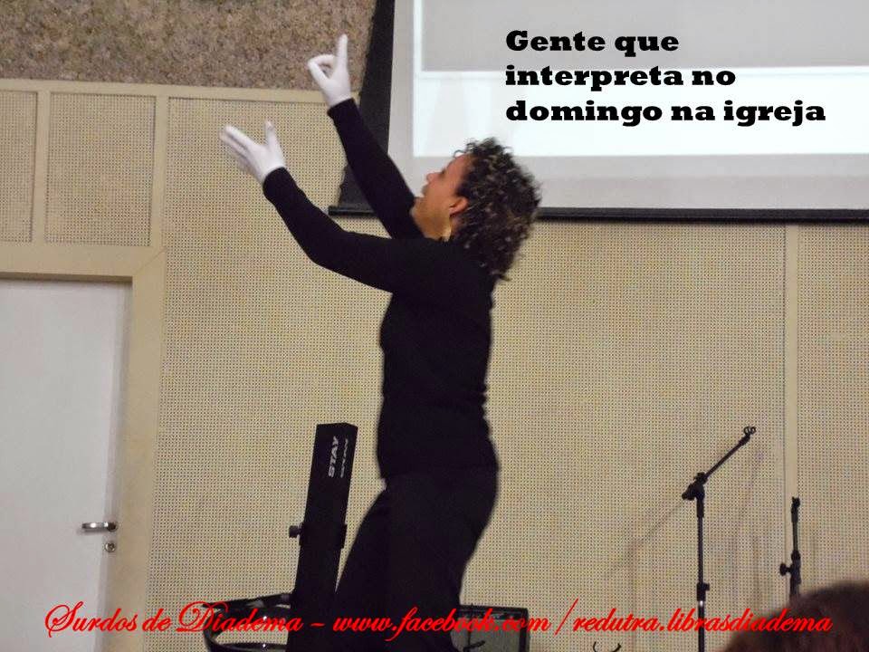 Linguagem gestual num culto
