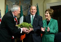 President Bush recebe Bertie Ahern, Primeiro Ministro da Irlanda 
