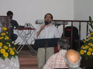senhorinha_pedro_samuel_a_cantar.jpg