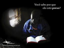 Preso for causa da sua fé 