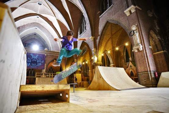 Igreja virou ringue de Skate