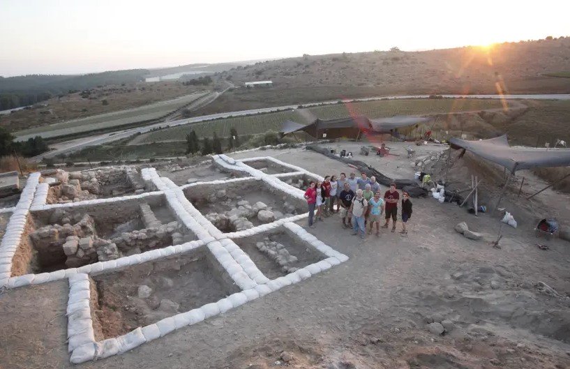 Ruínas do templo Cananeu em Laquis