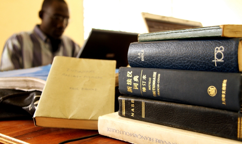 tradutor da biblia